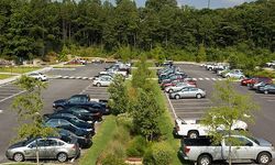 Belediyeden çarşı trafiğini rahatlatacak otopark hamlesi