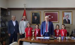 Minik şampiyonlar kupayı Yazıcı’ya götürdü