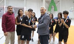 NEVÜ Futsal Kadın Takımı Süper Lig’e yükseldi