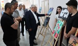Öğrencilerin resimleri sergilendi
