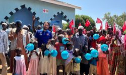 Ortaokul öğrencileri Uganda’da su kuyusu açtırdı