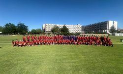 Kayaşehir Futbol Okulu sporcuları kampa girdi