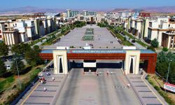 NEVÜ Sosyal Bilimler Enstitüsü 882 öğrenci alacak