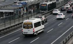 Okul servislerine kayıt cihazı ve acil durum butonu