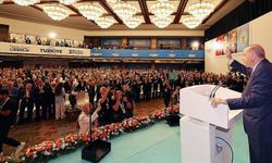 AK Parti’de altı başlıkta oturum yapıldı