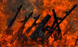 Terör örgütü PKK silahlarını imha etti
