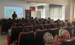 Nevşehir’de kursiyerler bilgilendiriliyor