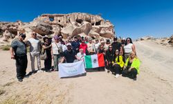 Meksikalı turistler Açıksaray Vadisi'ni keşfetti