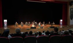 Zeki Müren Şarkıları ve Fasıl Konseri büyük ilgi gördü