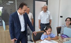 Kaymakam Açar halk kütüphanesini inceledi
