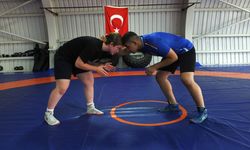 Genç güreşçi Ravza Nur başka kızlara örnek oluyor