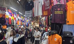 Nevşehirli gurbetçiler alışveriş için Kapalı Çarşı'yı tercih ediyor