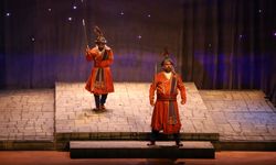 “Taj Mahal Muhafızları” oyunu NEVÜ’de sahnelendi