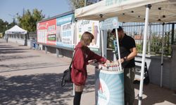 Belediyeden üniversite öğrencilerine ikram
