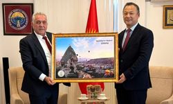 Başkan Eren’den Büyükelçi Kazakbaev’e ziyaret