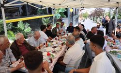 Başkan Arı şehrin her noktasında vatandaşlarla buluşuyor