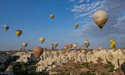 Kapadokya'da balon turlarına sağanak engeli