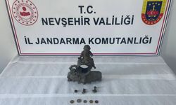 Satmaya çalıştığı tarihi eserlerle suçüstü yakalandı