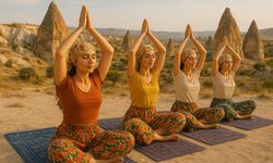 Çatlı kadınlar için yoga etkinliği