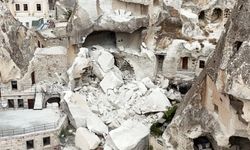 Kapadokya’da peribacasının büyük kısmı çöktü (video)