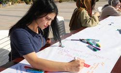Hayalleri ellerinden alınan çocuklar için çizim yaptılar