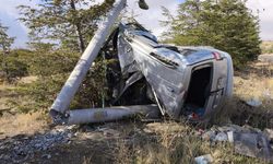 Nevşehir’de otomobil direğe çarptı: 1 yaralı