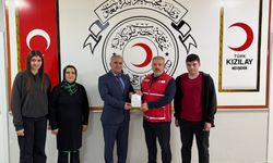 Nevşehir’de gençlerden Gazze ve Doğu Türkistan için kermes