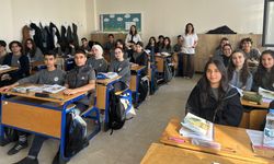 NEVÜ’den liselilere ağız ve diş sağlığı eğitimi