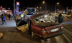 Ürgüp'te otobüs ile otomobil çarpıştı: 2 ölü, 3 yaralı