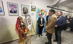 Minikler atık malzemeleri sanata dönüştürdü