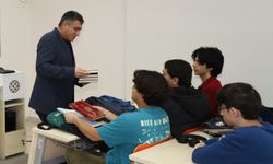 NEVÜ Rektörü Aktekin öğrencilerle buluştu