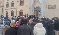 28 umre yolcusu kutsal topraklara uğurlandı