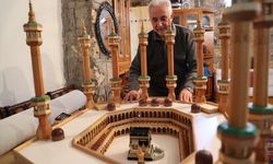 Emekli öğretmen atıkları sanat eserine dönüştürüyor