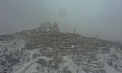 Kar yağışının ardından Kapadokya’da kartpostallık görüntüler