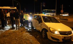 Kaza saniye saniye kaydedildi:2 yaralı