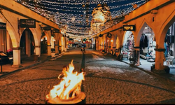 Ortahisar’da yılbaşı ışıltısı sokakları sardı