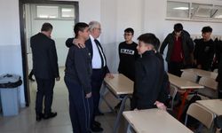 Müdür Yazıcı öğrencilerle yakından ilgilendi