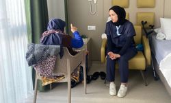 Öğrenciler yaşlı bireylerle birebir iletişim kurdu