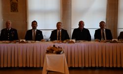 Vali Fidan gazetecilerle kahvaltıda buluştu