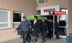 Kafası bazaya sıkışan minik çocuk hayatını kaybetti