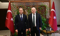 Cumhurbaşkanından ödül alan Güray Müze’ye Vali Fidan’dan tebrik