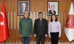 Japon Akademisyen NEVÜ’de: Araştırma yürütecek