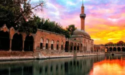 Tarihin Gölgesinde Alışveriş Keyfi: Bedesten ve Hanlar Cıvıl Cıvıl