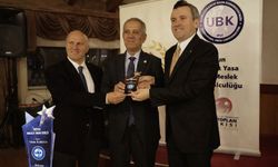 TGF Başkanı Yılmaz Karaca’ya Medya Meslek Onur ödülü