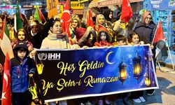 Nevşehir’de ramazan sevinci sokaklara taştı! Çocuklar geceyi aydınlattı