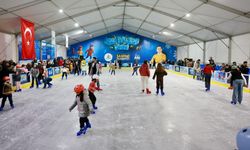 Nevşehir’de bayram coşkusu buz pateni pistine taşınıyor