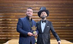 Dünyaca ünlü yazar Akif Manaf’a Doğayla Barış Ödülü