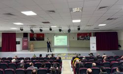 Nevşehir’de öğretmenlere kritik dijital çağ uyarısı
