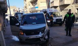 Osmanlı Caddesi’nde trafik kazası: Ekipler olay yerine sevk edildi