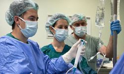 Nevşehir’de dikkat çeken başarı: Kesiksiz ameliyatla 100 hasta sağlığına kavuştu!